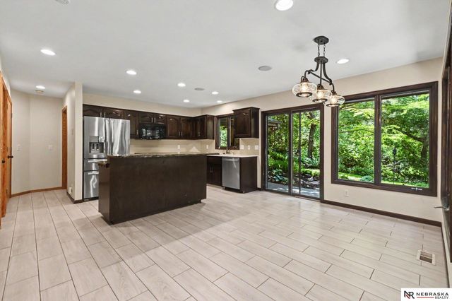 21417 Ridgewood Road, Omaha, NE 68022
