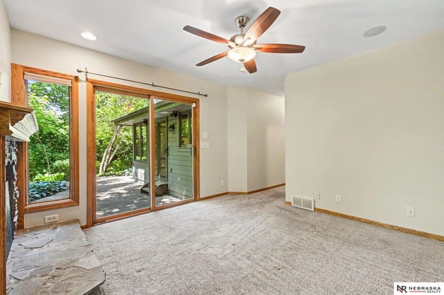21417 Ridgewood Road, Omaha, NE 68022