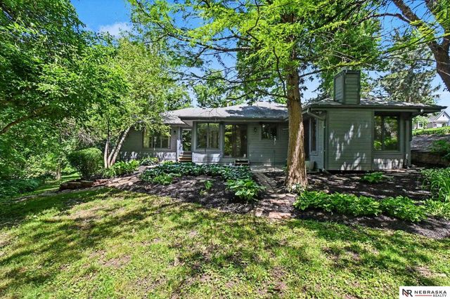 21417 Ridgewood Road, Omaha, NE 68022