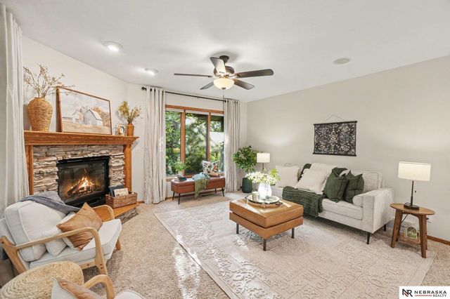 21417 Ridgewood Road, Omaha, NE 68022