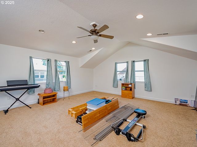4306 Nw 121ST Cir, Vancouver, WA 98685