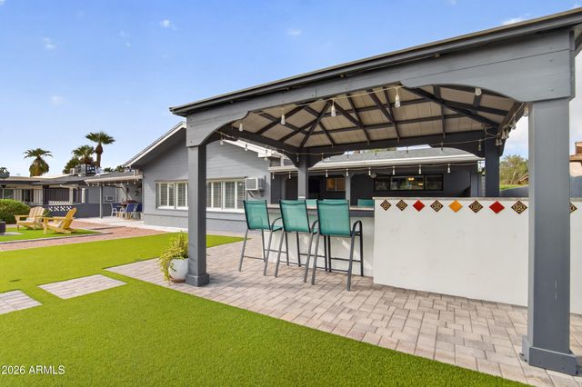 629 S EDGEWATER Drive, Mesa, AZ 85208