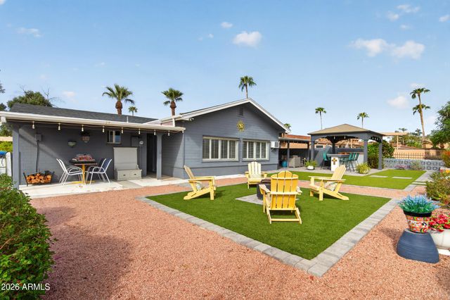 629 S EDGEWATER Drive, Mesa, AZ 85208