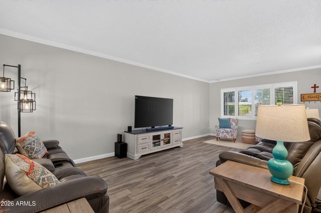 629 S EDGEWATER Drive, Mesa, AZ 85208