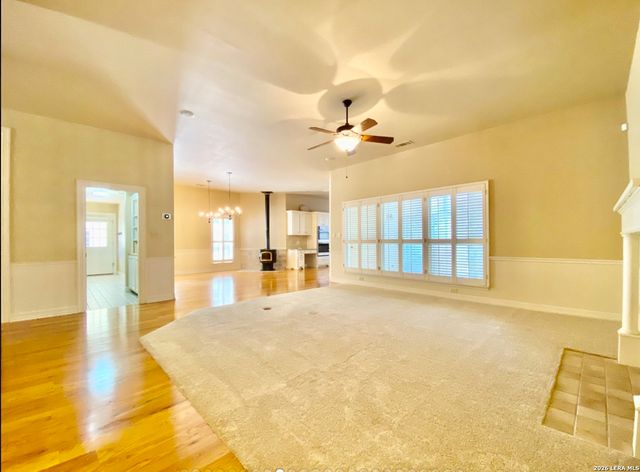 12 Encinoso, San Antonio, TX 78261