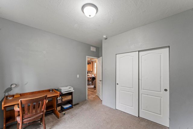 594 Detrick Drive 4, Grants Pass, OR 97527