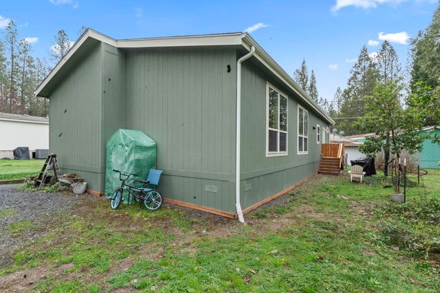 594 Detrick Drive 4, Grants Pass, OR 97527