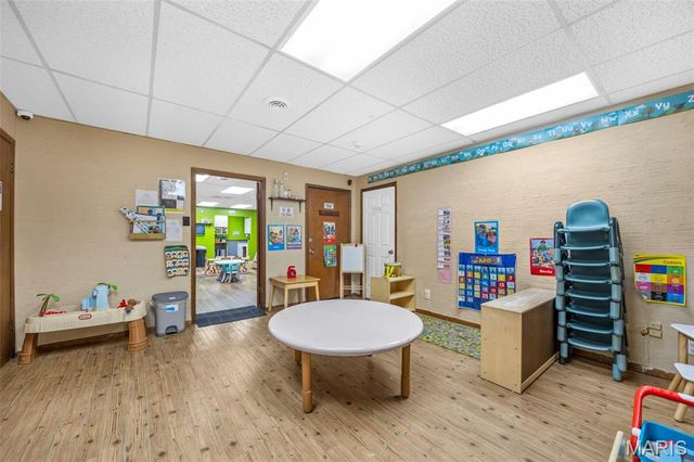 3645 Oakmount Avenue, St Louis, MO 63121