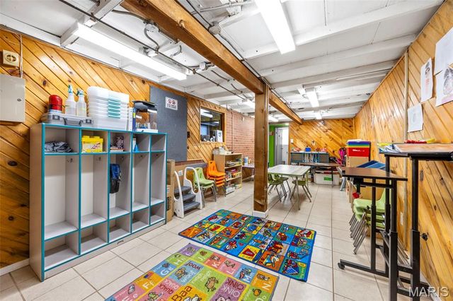 3645 Oakmount Avenue, St Louis, MO 63121