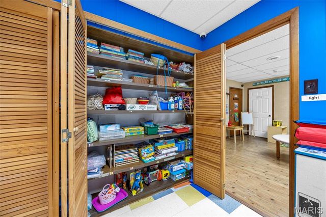 3645 Oakmount Avenue, St Louis, MO 63121