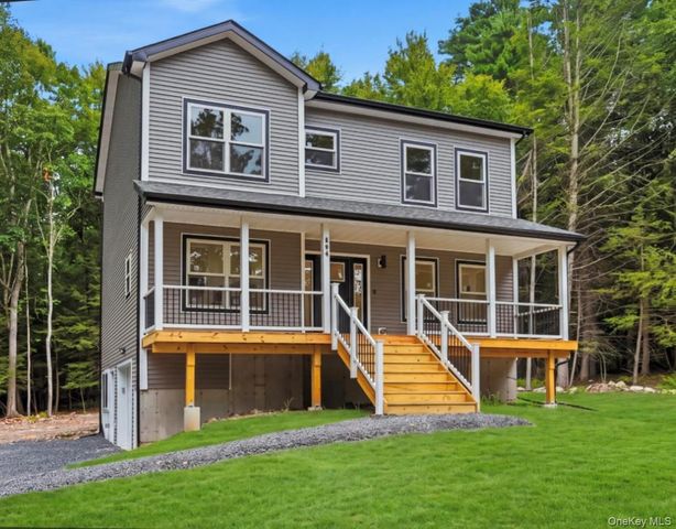 804 Peenpack Trail, Sparrowbush, NY 12780