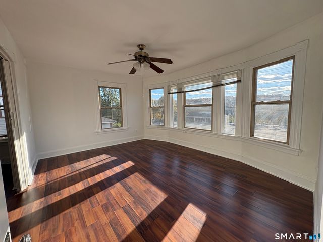 118 New Haven Avenue 2, Derby, CT 06418