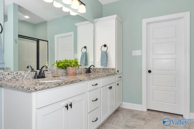 153 Summer Pointe Lane NW, Madison, AL 35757