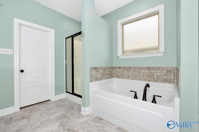 153 Summer Pointe Lane NW, Madison, AL 35757