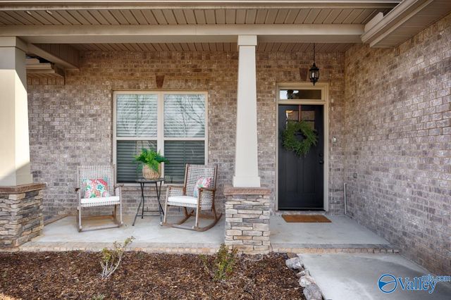 153 Summer Pointe Lane NW, Madison, AL 35757