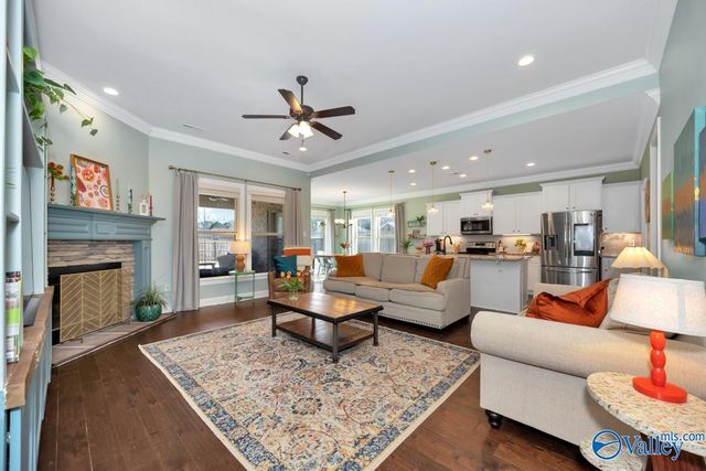 153 Summer Pointe Lane NW, Madison, AL 35757