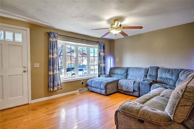 210 Irving Avenue, Warwick, RI 02888