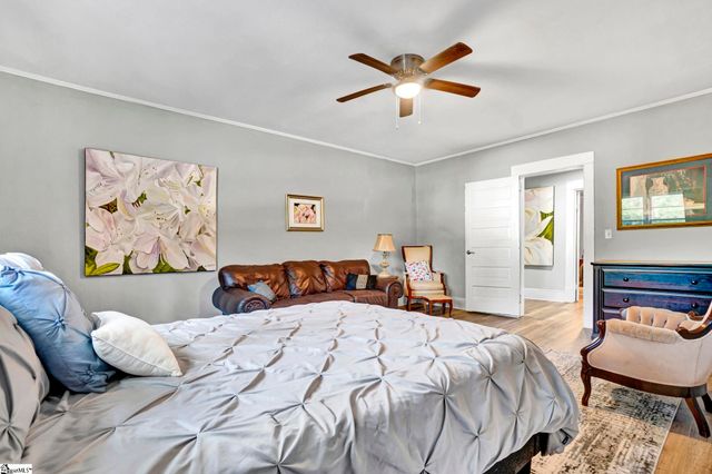 505 W Hayne Street, Woodruff, SC 29388