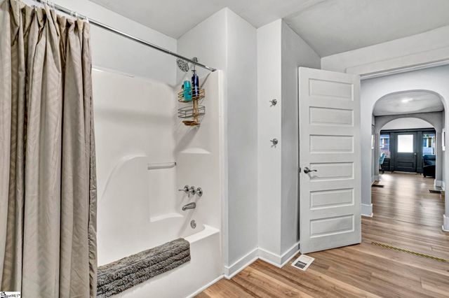 505 W Hayne Street, Woodruff, SC 29388
