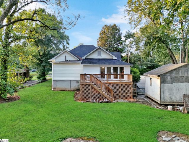 505 W Hayne Street, Woodruff, SC 29388