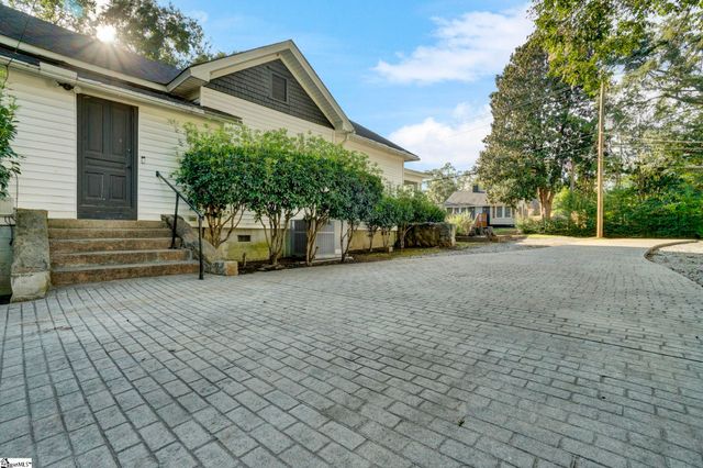 505 W Hayne Street, Woodruff, SC 29388