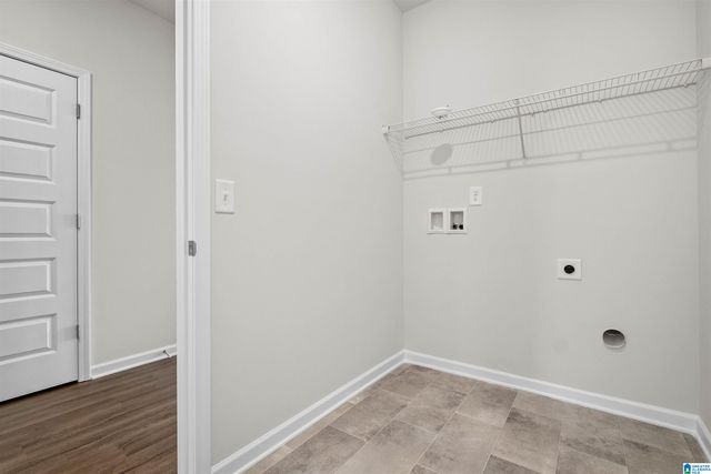 5477 HEADWINDS LANE, Bessemer, AL 35022