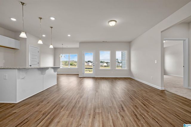 5477 HEADWINDS LANE, Bessemer, AL 35022