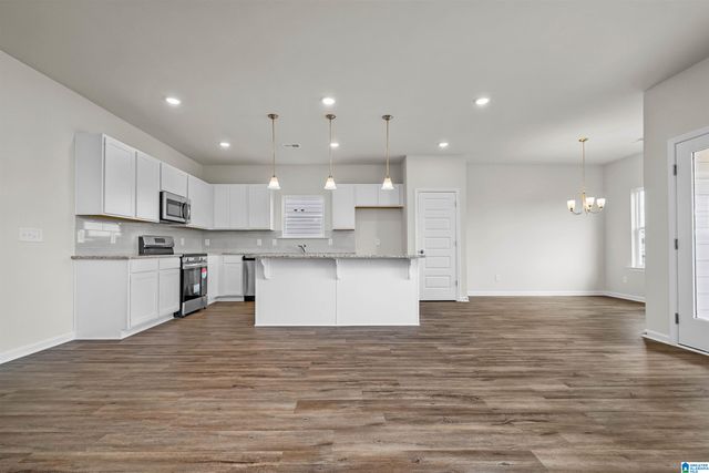 5477 HEADWINDS LANE, Bessemer, AL 35022