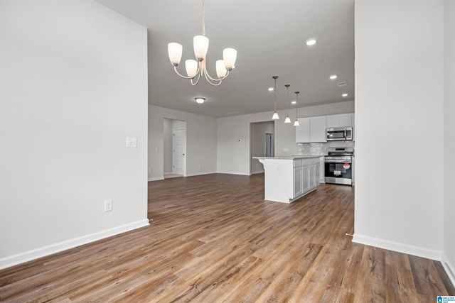 5477 HEADWINDS LANE, Bessemer, AL 35022