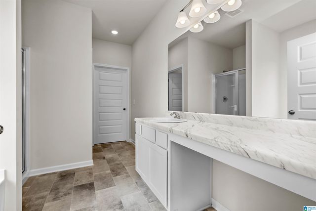 5477 HEADWINDS LANE, Bessemer, AL 35022