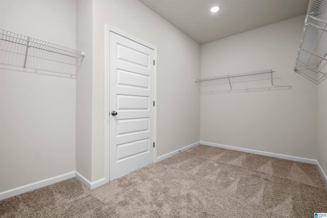 5477 HEADWINDS LANE, Bessemer, AL 35022