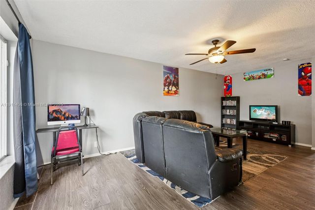 2117 E Bond Dr 1, West Palm Beach, FL 33415