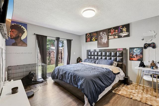 2117 E Bond Dr 1, West Palm Beach, FL 33415