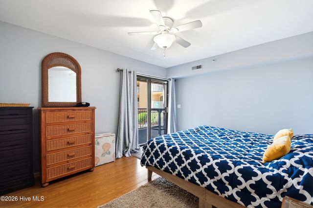 1896 New River Inlet Road 1101, Sneads Ferry, NC 28460