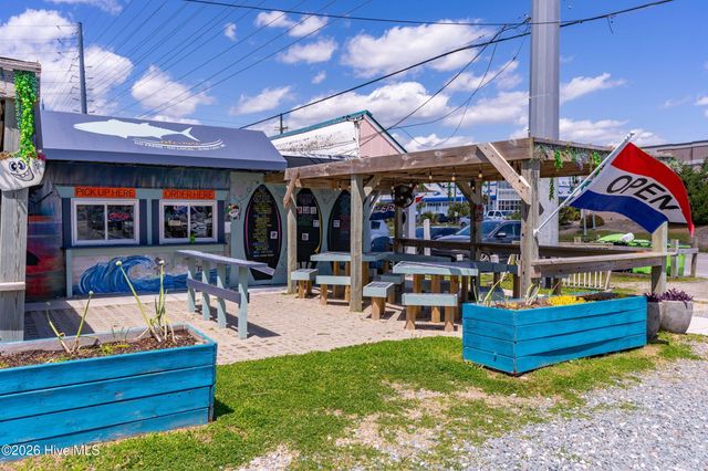 1896 New River Inlet Road 1101, Sneads Ferry, NC 28460