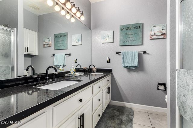 6727 W Kristal Way, Glendale, AZ 85308