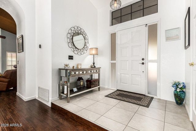 6727 W Kristal Way, Glendale, AZ 85308