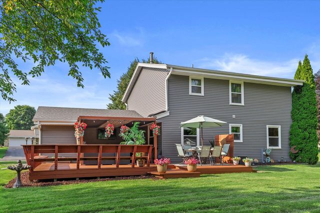 25815 Portsmouth ROAD, Wind Lake, WI 53185
