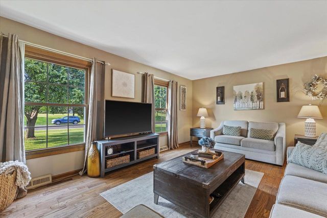 25815 Portsmouth ROAD, Wind Lake, WI 53185