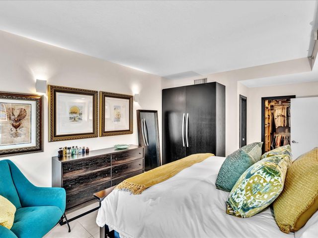 1900 N Bayshore Dr 1504, Miami, FL 33132