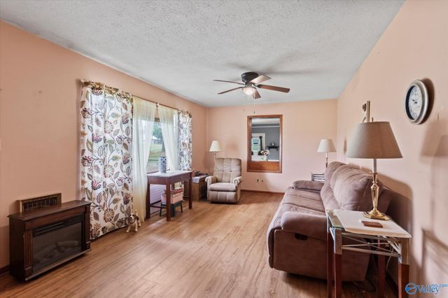 26740 Nick Davis Road, Athens, AL 35613