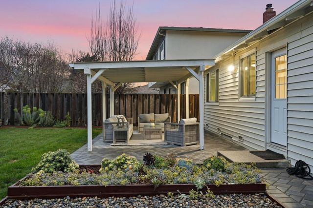 824 Arguello Boulevard, Pacifica, CA 94044