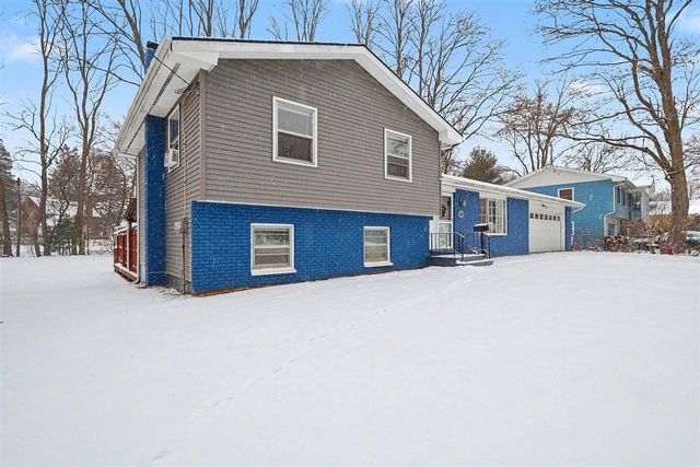 604 Country Club Boulevard, Battle Creek, MI 49015