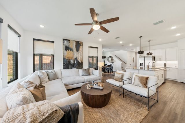 1908 Temple, Van Alstyne, TX 75495