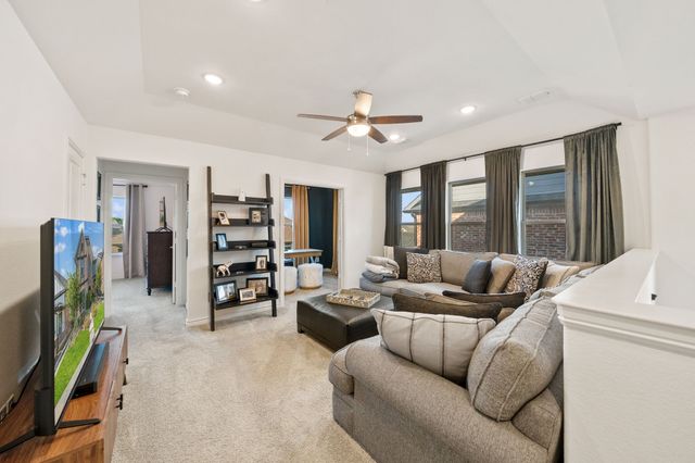 1908 Temple, Van Alstyne, TX 75495
