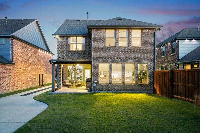 1908 Temple, Van Alstyne, TX 75495