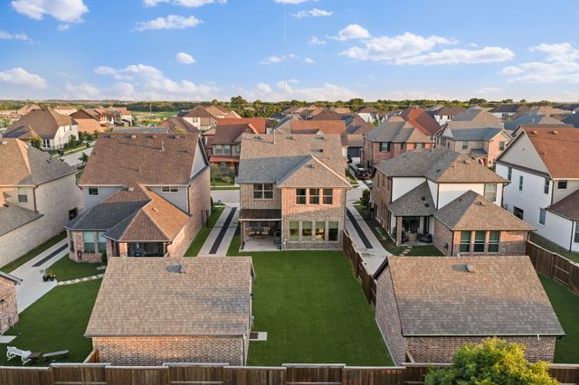 1908 Temple, Van Alstyne, TX 75495