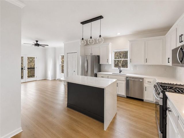 150 Mountain Vista Boulevard, Canton, GA 30115