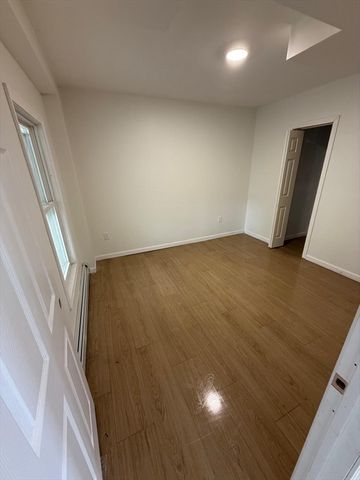 76 Lowell St 2, Methuen, MA 01844