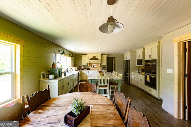 655 White Road, Thomaston, GA 30286
